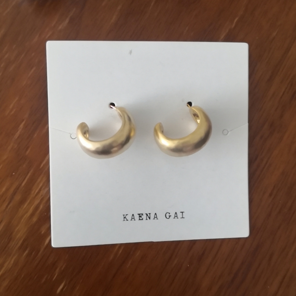 Assorted Earrings - Picture 7 of 8
